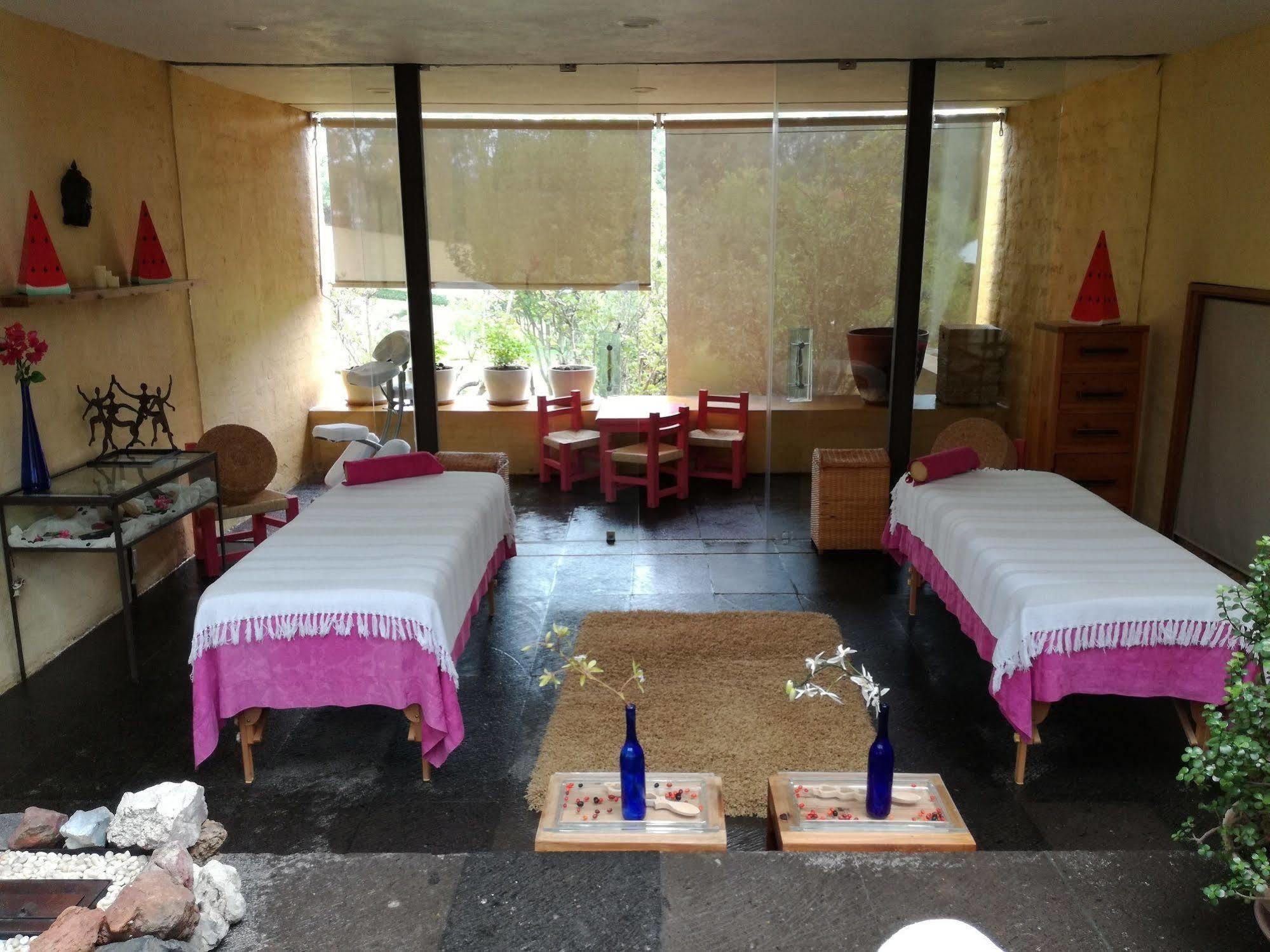 Hotel Casa En El Campo 莫雷利亚 外观 照片