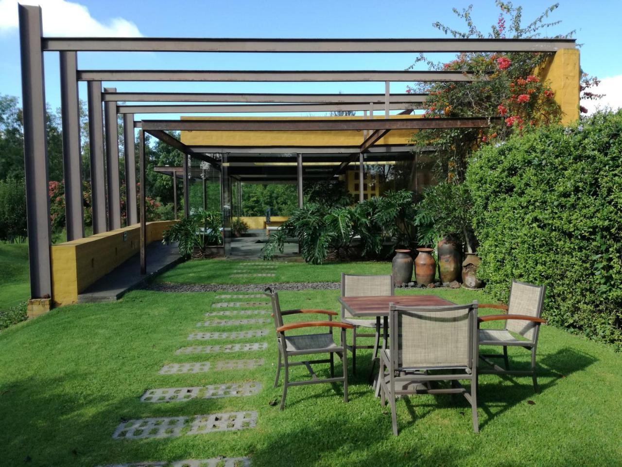 Hotel Casa En El Campo 莫雷利亚 外观 照片
